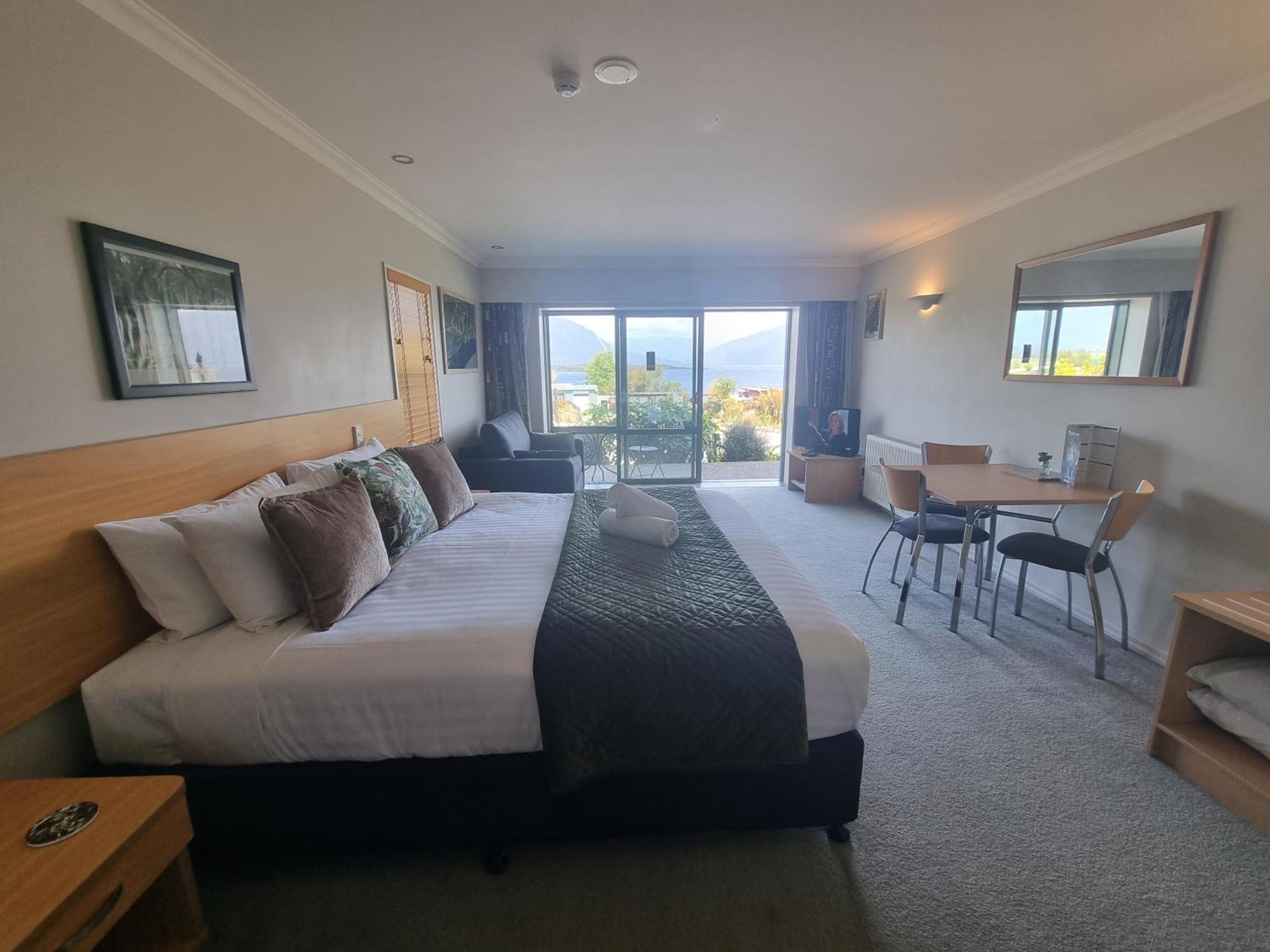 Hotel Lake Brunner Greymouth Esterno foto