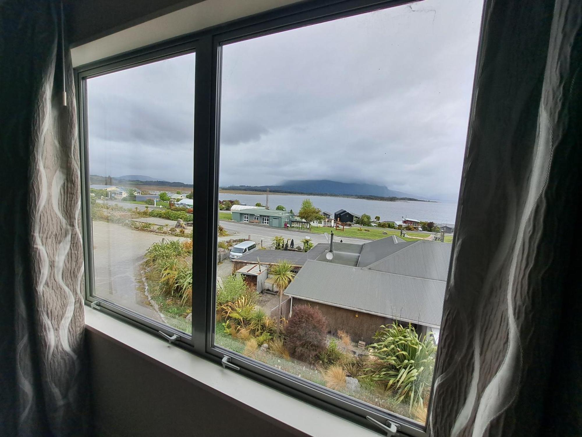 Hotel Lake Brunner Greymouth Esterno foto