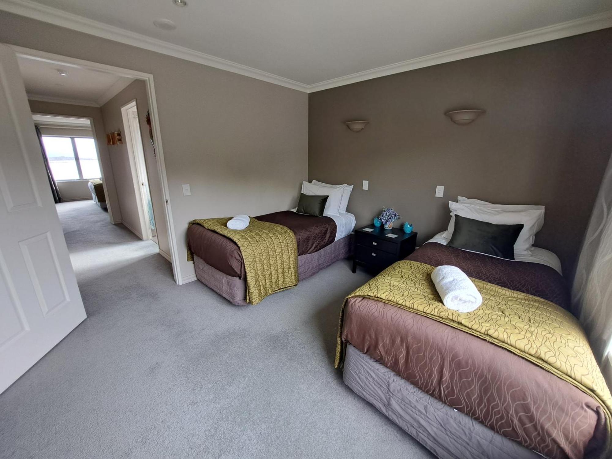 Hotel Lake Brunner Greymouth Esterno foto